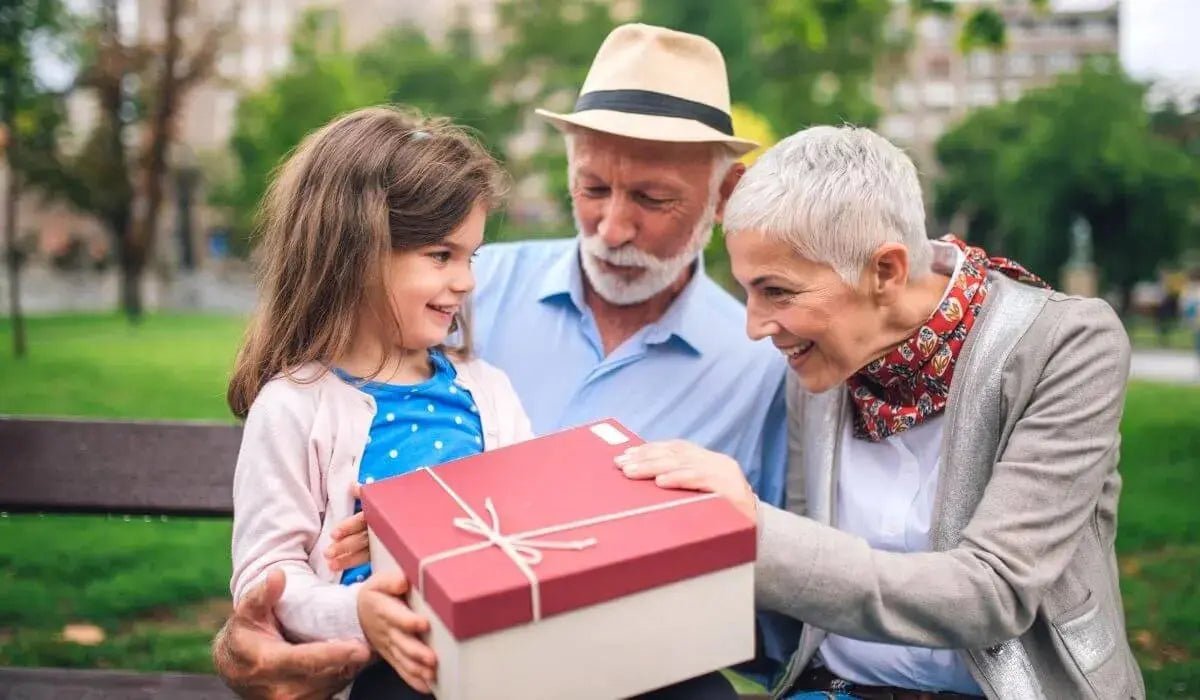 8 Awesome Gift Ideas for Loved Ones in Assisted Living Renova Medical Wear Inc